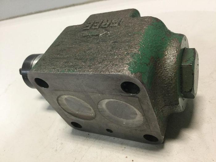 Used YUKEN Throttle and Check Valve SRCG-06H-4111 #102645