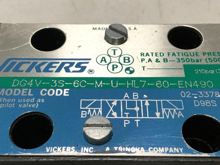 Used VICKERS Solenoid Valve DG4V-3S-6C-M-U-HL7-60-EN490 Used