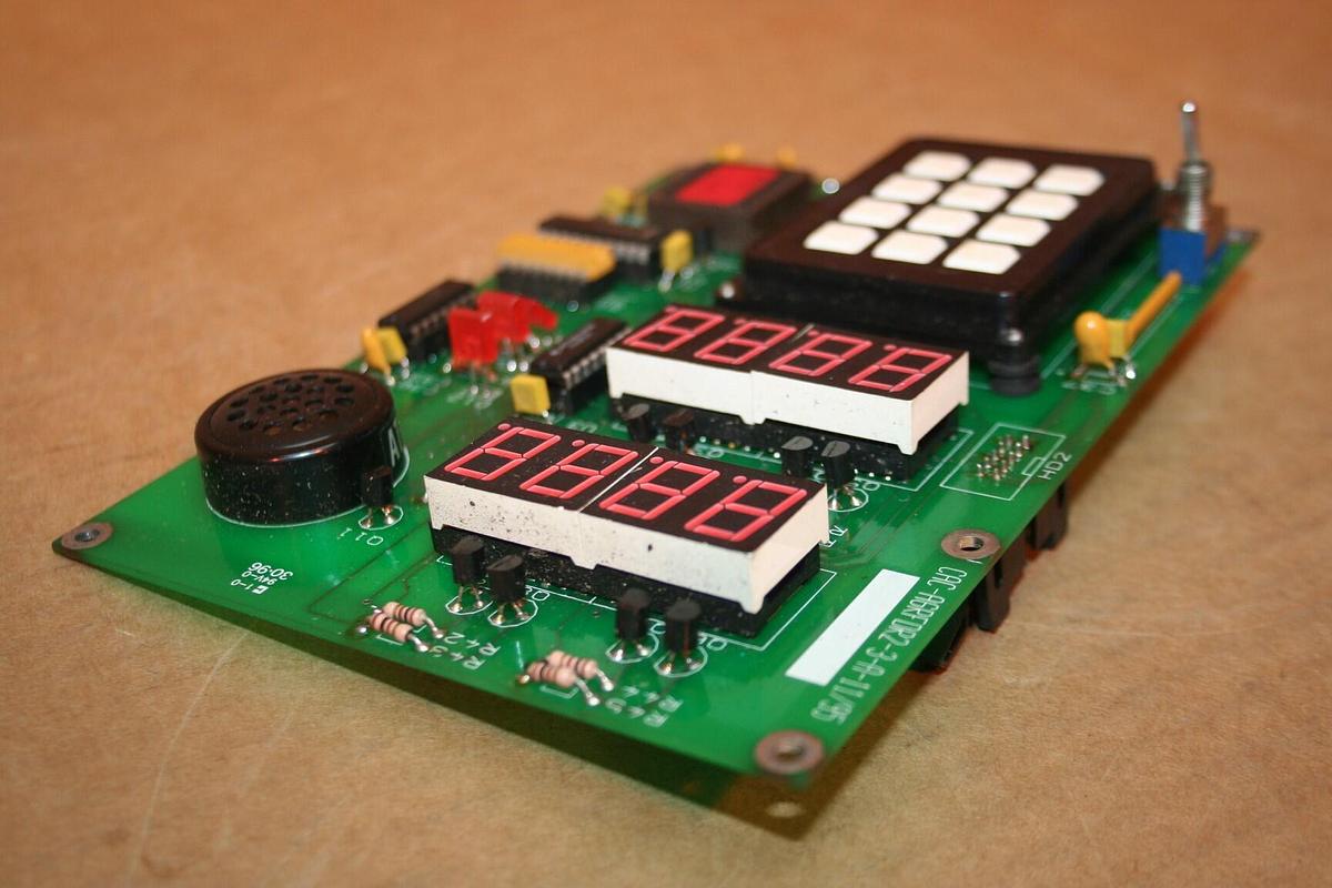 Used MOULD TEK Feed Control Board CAC-AGRFDR2-3-A-11/95 Used