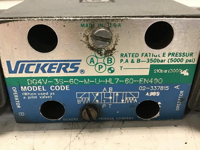 Used VICKERS Solenoid Valve DG4V3S6CMUHL760EN490 USED