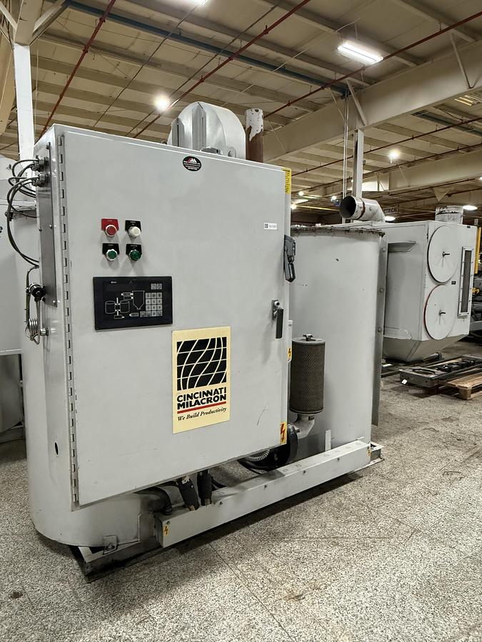 Used CINCINNATI MILACRON DD-1700