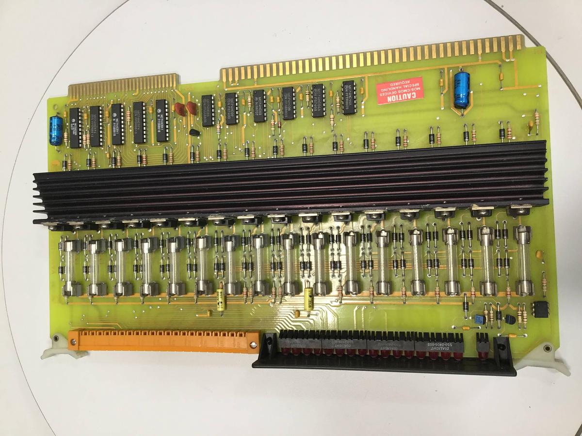 Used CINCINNATI MILACRON I/O Board 3-531-4479A Used