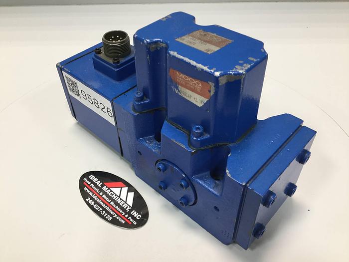 Used MOOG Servo Valve J661-040A Used