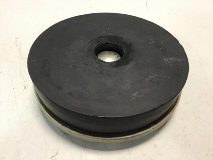 Used GENERIC Leveling Mount Pad 7 3/4 DIAMETER M/M #122760