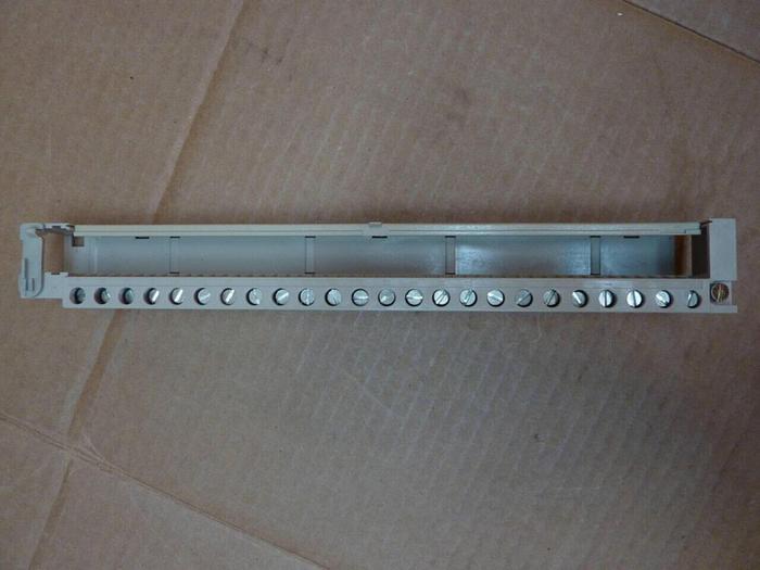 SIEMENS Terminal Block 6ES5 490-7LB11 #24702