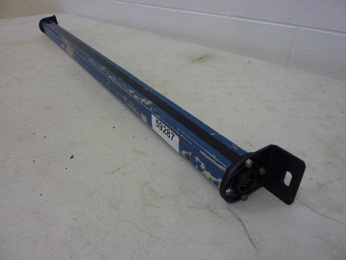 Used TRIAD Light Curtain Emitter MG-36-AB-AU-E #59287