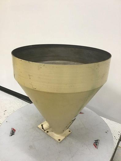 Used GENERIC Hopper 31X31HOP #130439