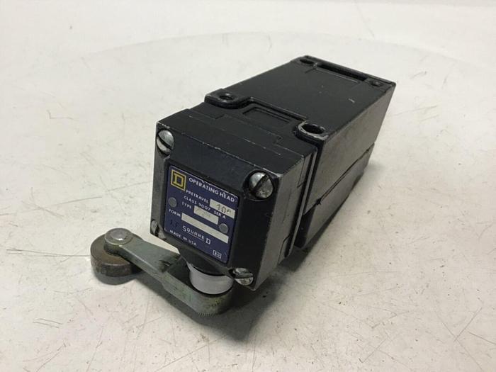 Used SQUARE D Limit Switch 9007-AEQ2699 #121426