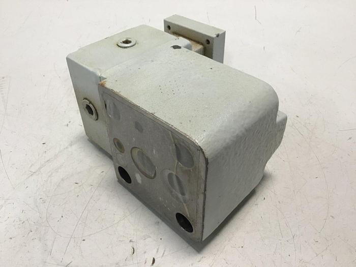 Used VICKERS Relief Valve TCG20-03-BYD2L-11-S105 #130914