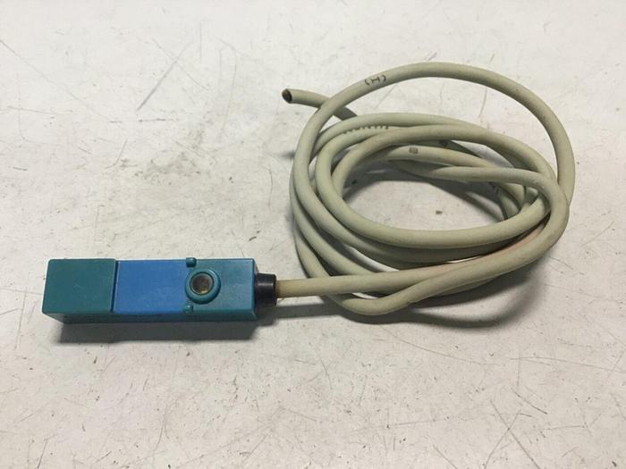 Used YAMATAKE Proximity Switch FL2-4A6H #128268