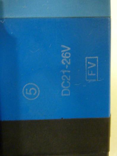 Used SMC Solenoid Valve VSS8-8-YZ-S-3EZ-V1 #66865