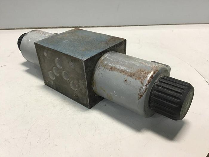 Used BOSCH Valve 081WV10P1V1001WS024/00D51 Used