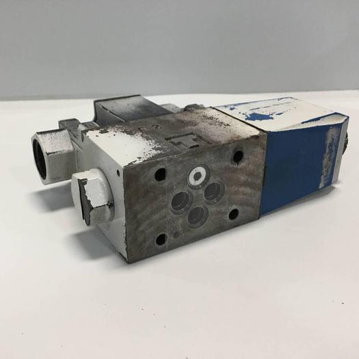 Used VICKERS Tokimec Directional Control Valve DG4V328AMP7H750 #91790