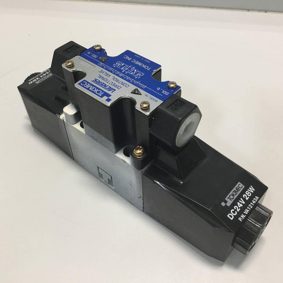 Used VICKERS Directional Control Valve DG4V36CMP7H750 USED