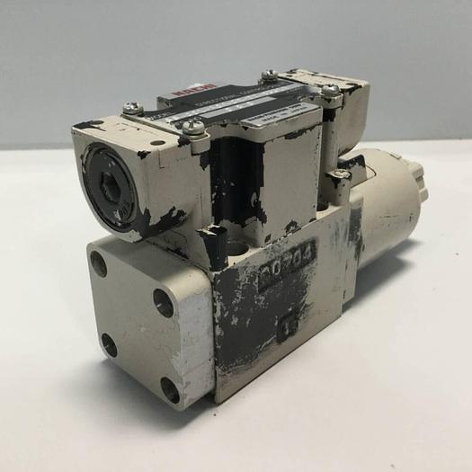 Used NACHI Directional Control Valve SS-G01-A04-GR-D2-9331A #91601
