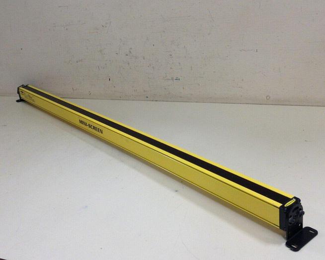 Used BANNER ENGINEERING Mini-Screen Light Curtain Receiver MSR4024Y Used