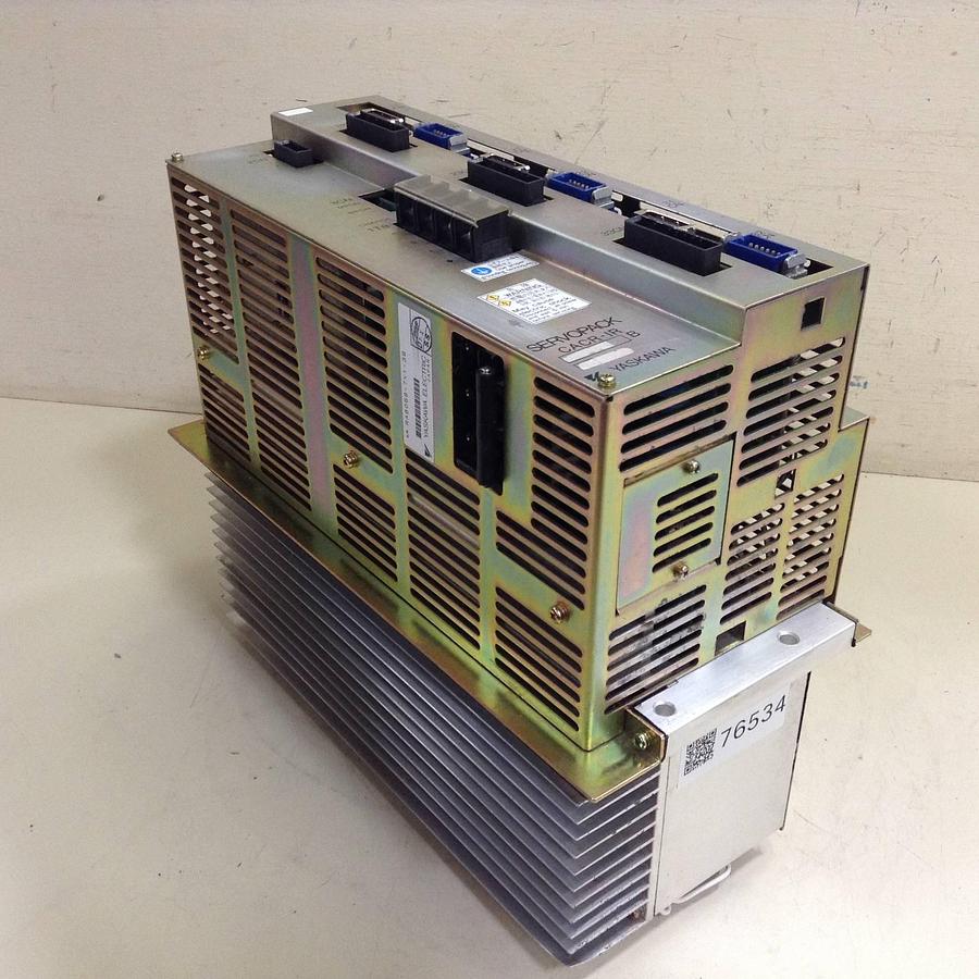 Used YASKAWA Servopack CACR-IR020202F #76534