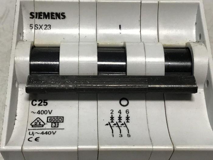Used SIEMENS Circuit Breaker 5SX23C25 #122600