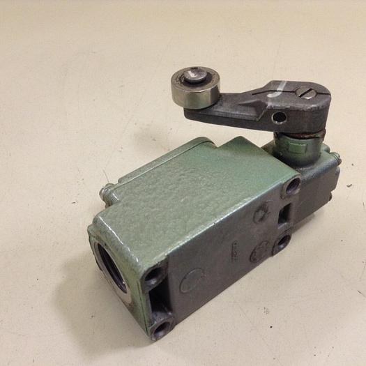 Used OMRON Limit Switch WLCA2-2 #72854
