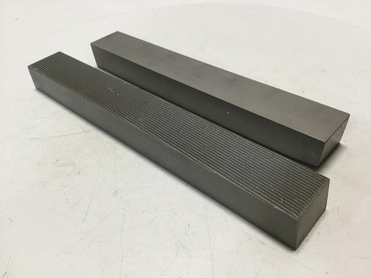 HLT Thread Rolling Die 4-N2-S10-900 USED