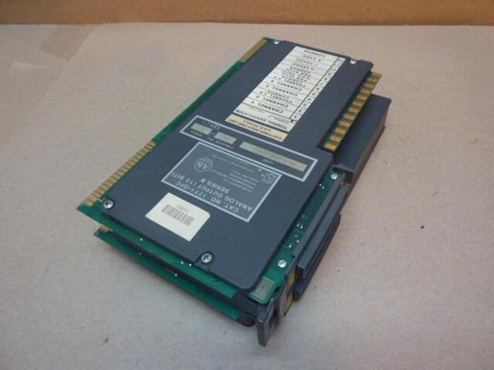 Used ALLEN BRADLEY Analog Output Module 1771-OFC SER B #34945