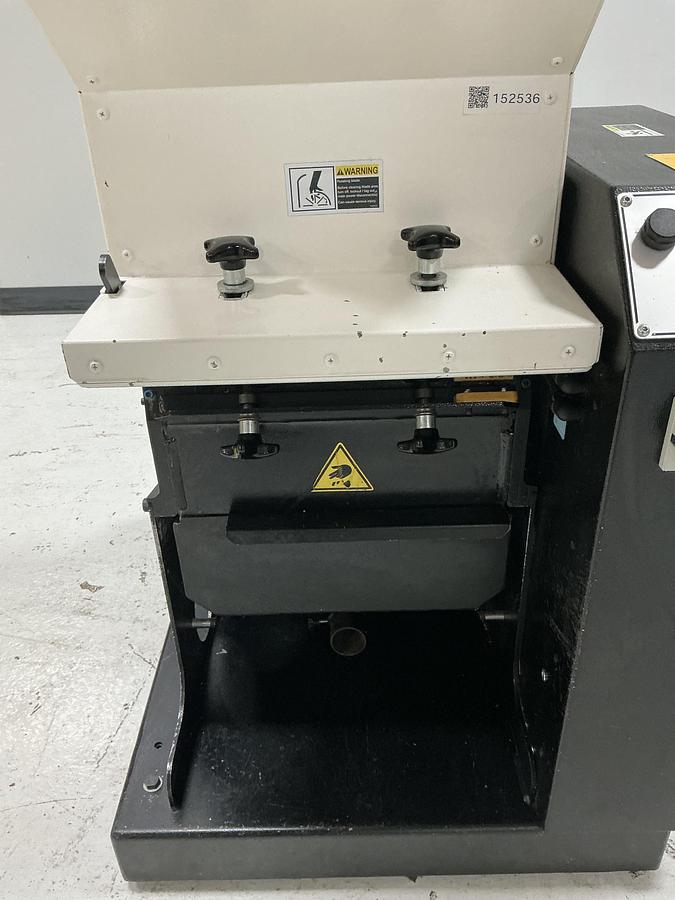 Used MILACRON MG814 GRINDER