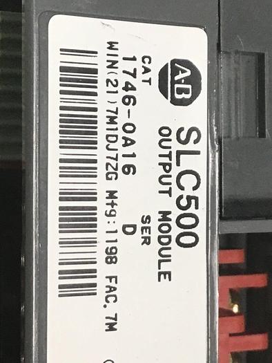 Used ALLEN BRADLEY Output Module 1746-OA16 SER D #53972
