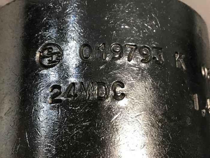 Used REXROTH Valve 4WE10W33/CG24N9K4 #137522