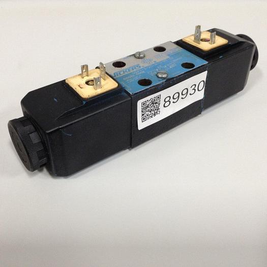 Used VICKERS Directional Valve DG4V32CMUH760 #89930