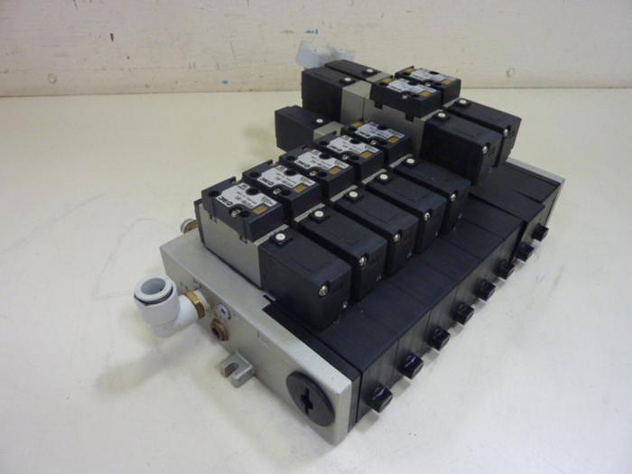 Used SMC Control Block w/ Valves ARBF2000-00-P-1 #61347