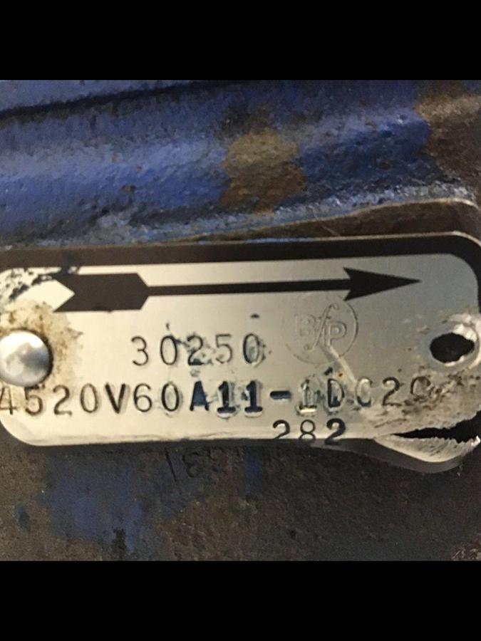 Used VICKERS Hydraulic Vane Pump 4520V60A11 #125351