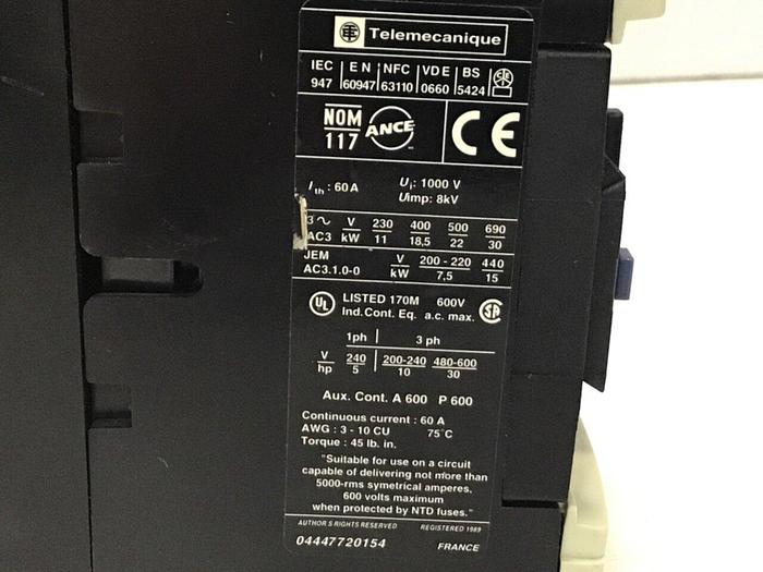 Used TELEMECANIQUE Contactor LP1D4011 #124385