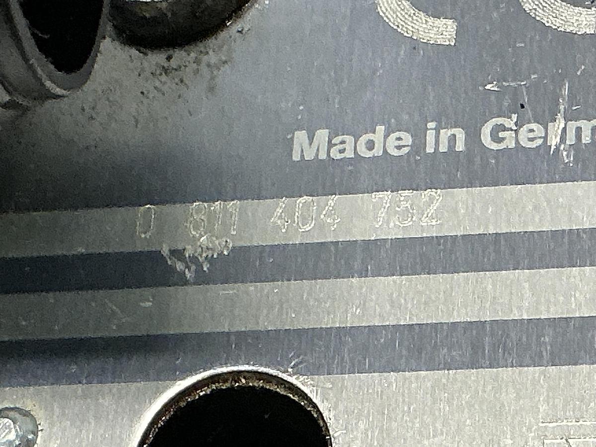 Used BOSCH 0 811 404 752