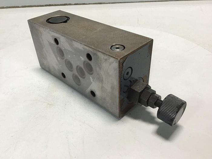 Used PARKER Valve PRM3PP25K31 USED