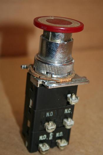 Used CUTLER HAMMER Push Button 0878 Used