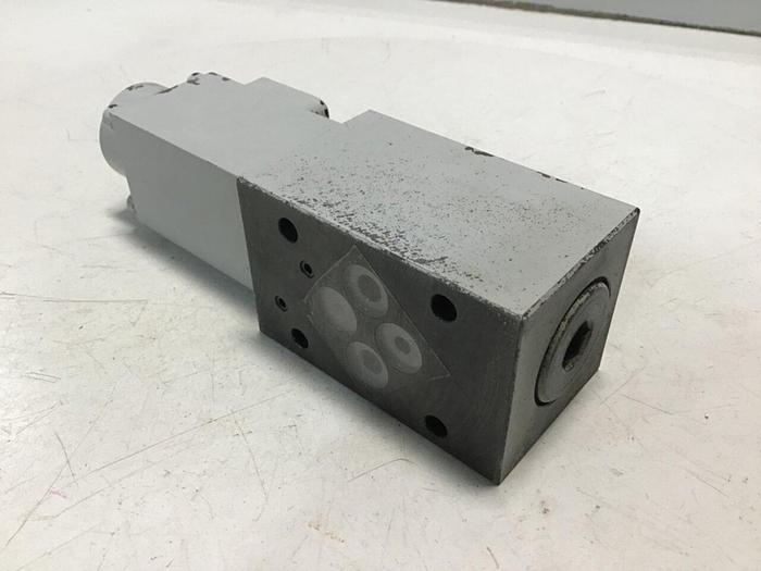 Used MOOG HYDROLUX Hydraulic Valve DWME3P06A4007NB #116218