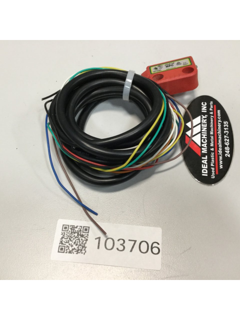 Used IDEM SAFETY SWITCHES Coded Miniature Switch 114105 USED