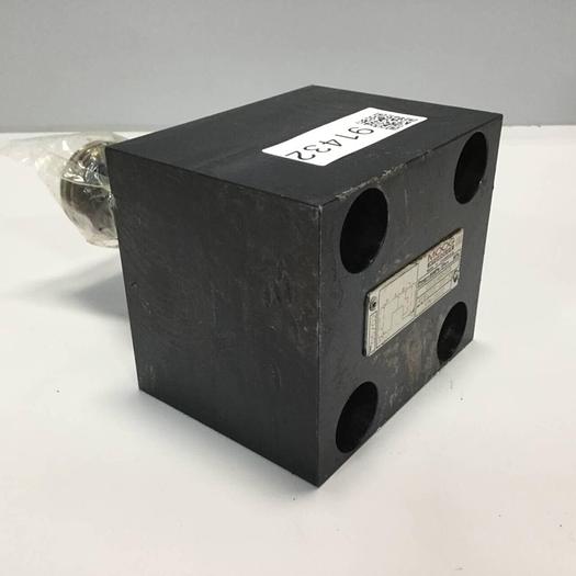 Used MOOG Valve CCE32A6RH1X06 #91432