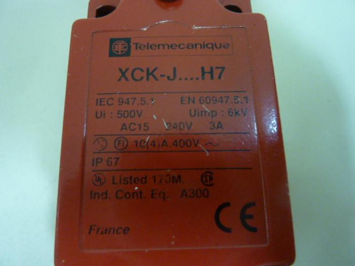 Used TELEMECANIQUE Limit Switch XCK-J-H7 #51493