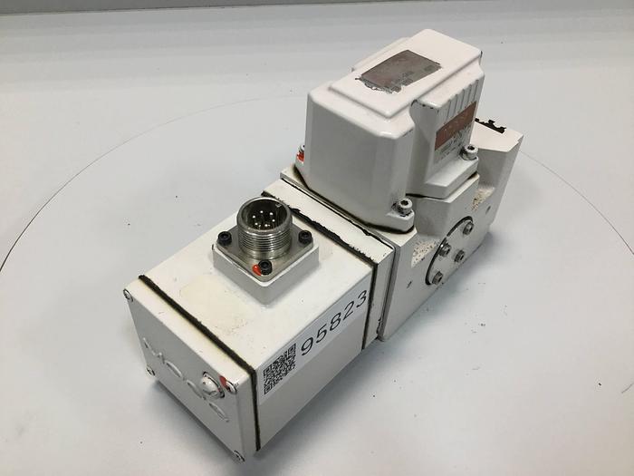 Used MOOG Servo Valve J661-040A Used