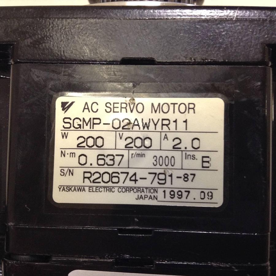 Used YASKAWA AC Servo Motor SGMP-02AWYR11 Used
