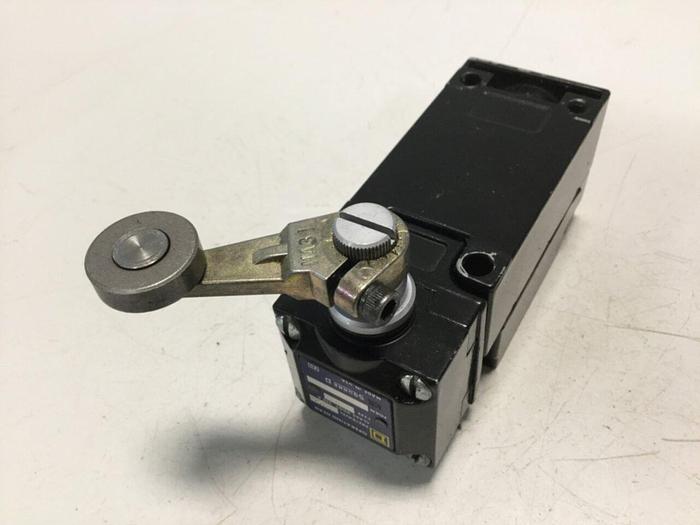Used SQUARE D Limit Switch 9007AEQ2699 #110513