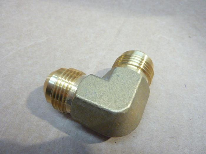 PRESSURE CONNECTIONS Union Elbow 2500-12-12-B NEW