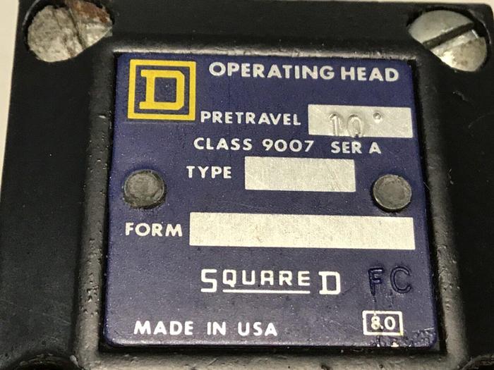 Used SQUARE D Limit Switch 9007-AEQ2699 #121440