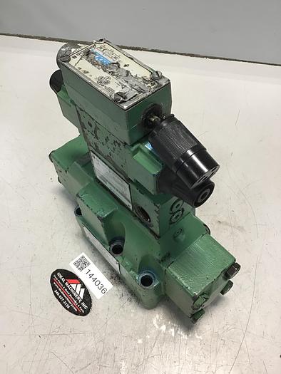 Used VICKERS DG5SH833CMWB50S355 Valve Used #144036