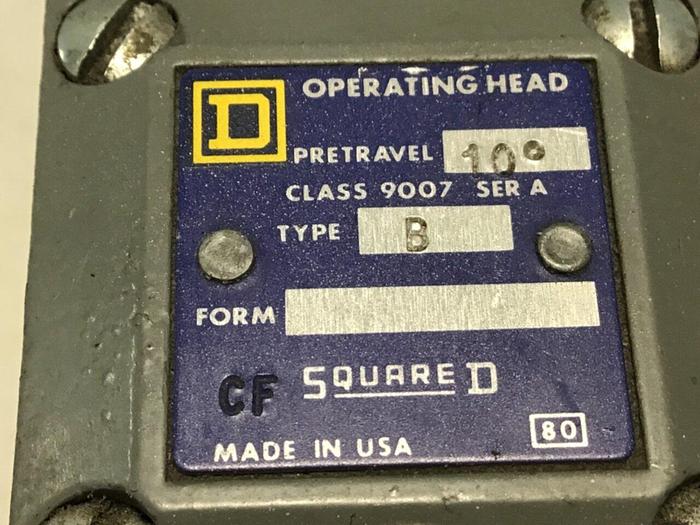 Used SQUARE D Limit Switch 9007-C54B #121687