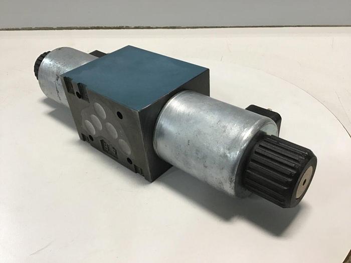 Used BOSCH Valve 0 810 001 700 #144713
