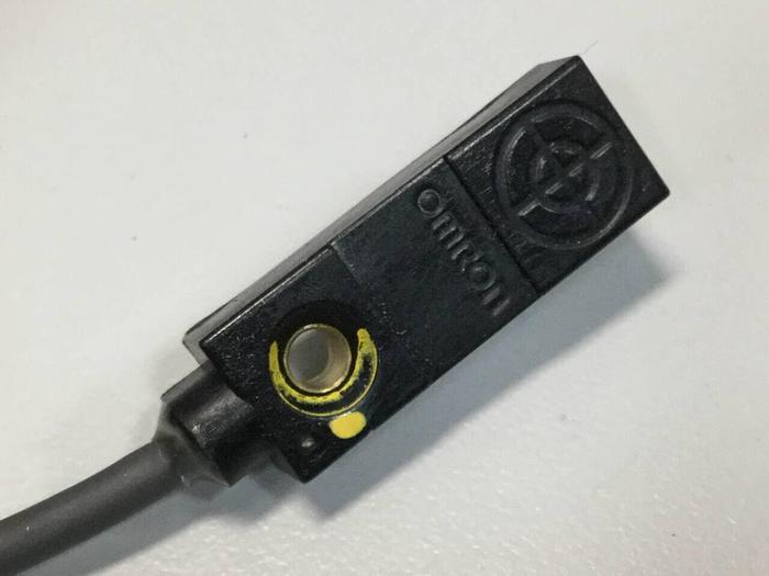 Used OMRON Proximity Switch TL-W3MC1 #99345