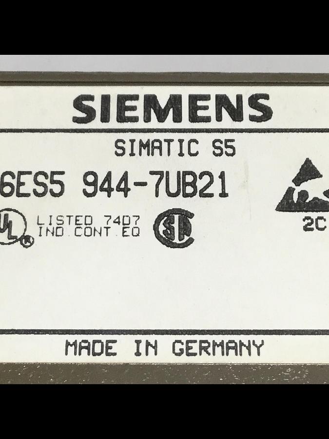 Used SIEMENS CPU Module 6ES5 944-7UB21 #107138