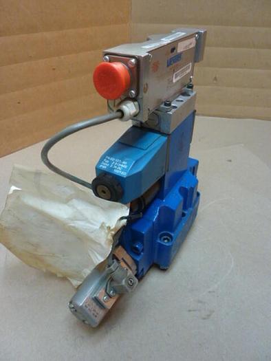 Used VICKERS Valve KAFDG5V 7 33C160N X VM F PD7 H13 Used